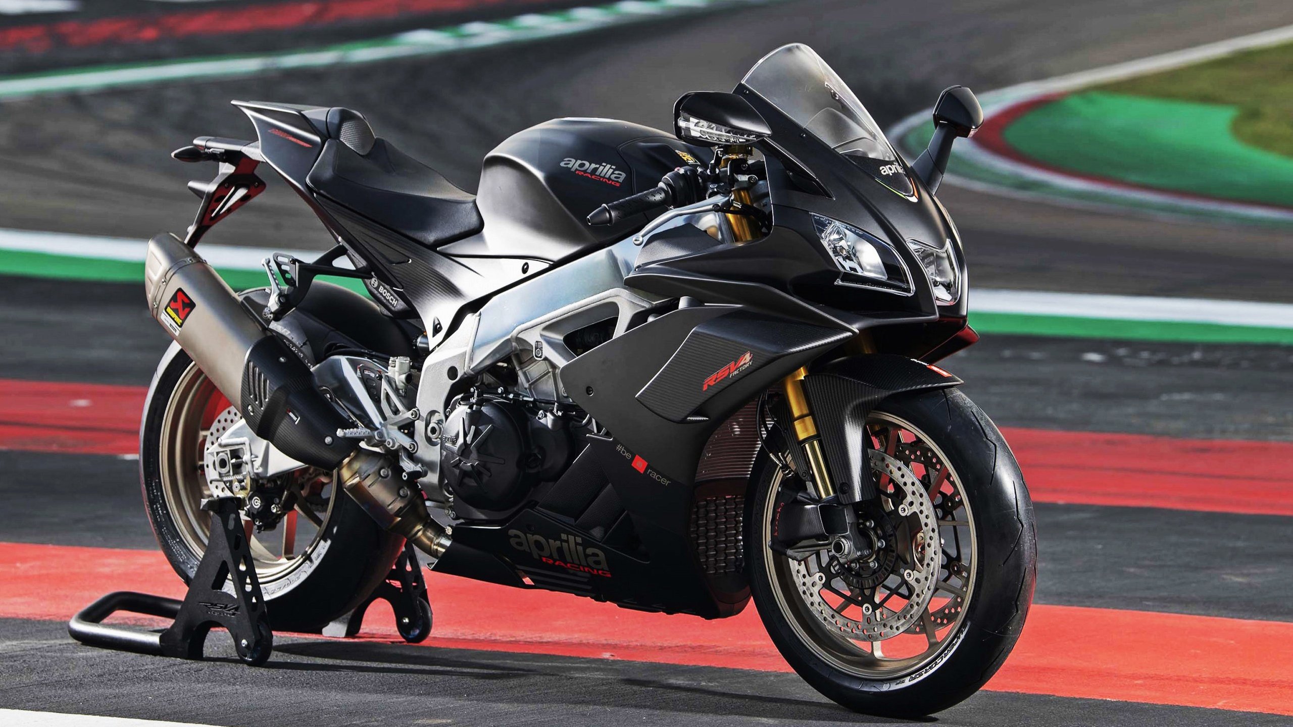 教练临场指挥对比赛影响有多大，教练的指挥