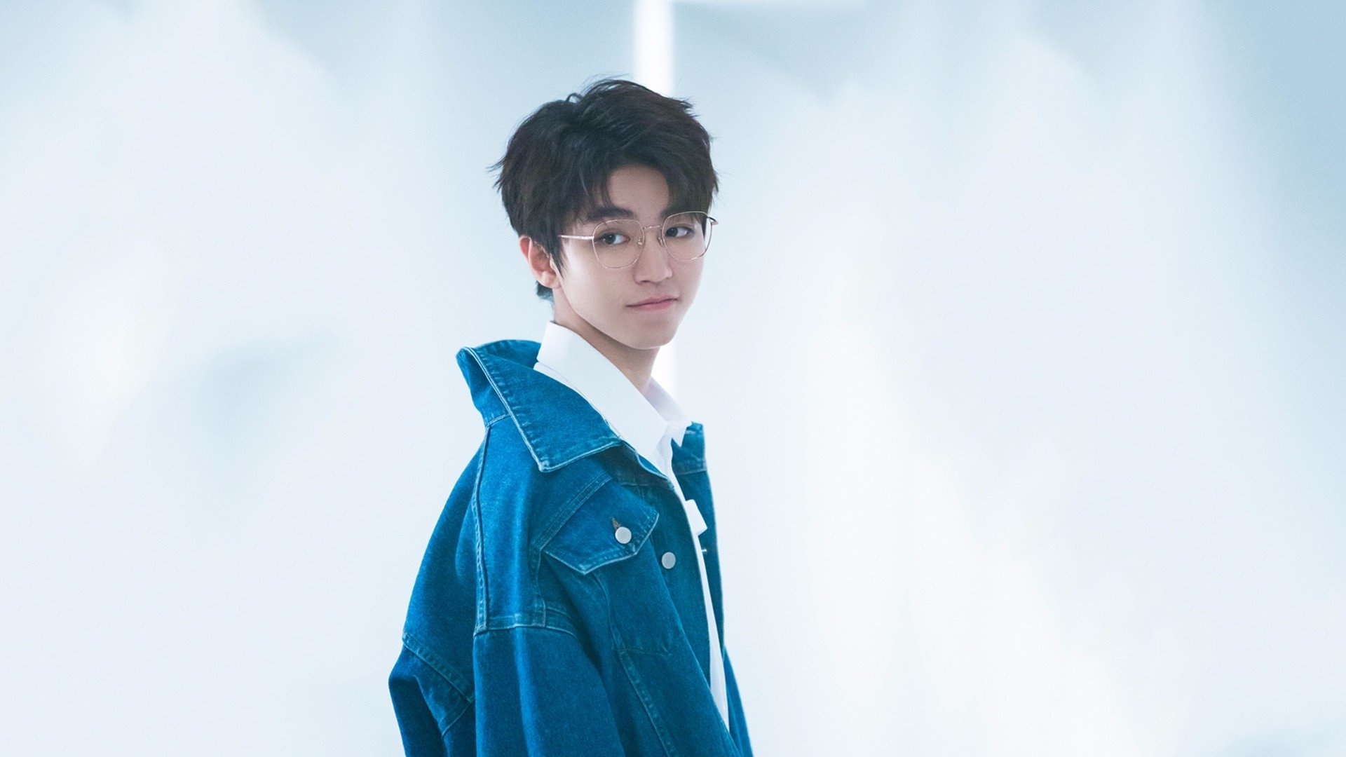 开云官网-C罗参与慈善义赛募集善款百万元，c罗做公益