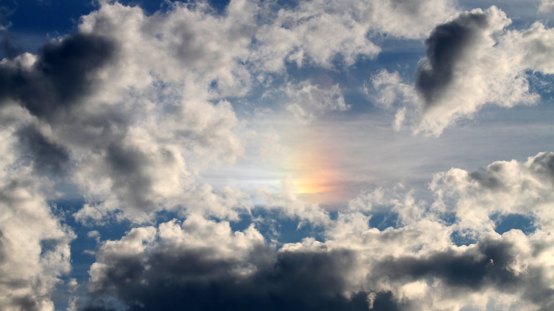 中国足球国家队执行专项对抗模拟训练计划,看一下中国国家足球队对战的情况