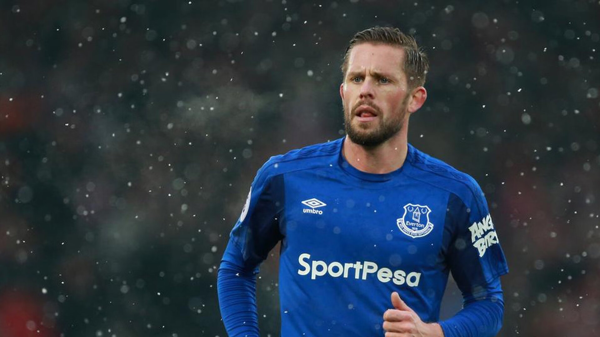 仰泳冲刺突尼斯选手排名上升，主线电压低是怎么回事