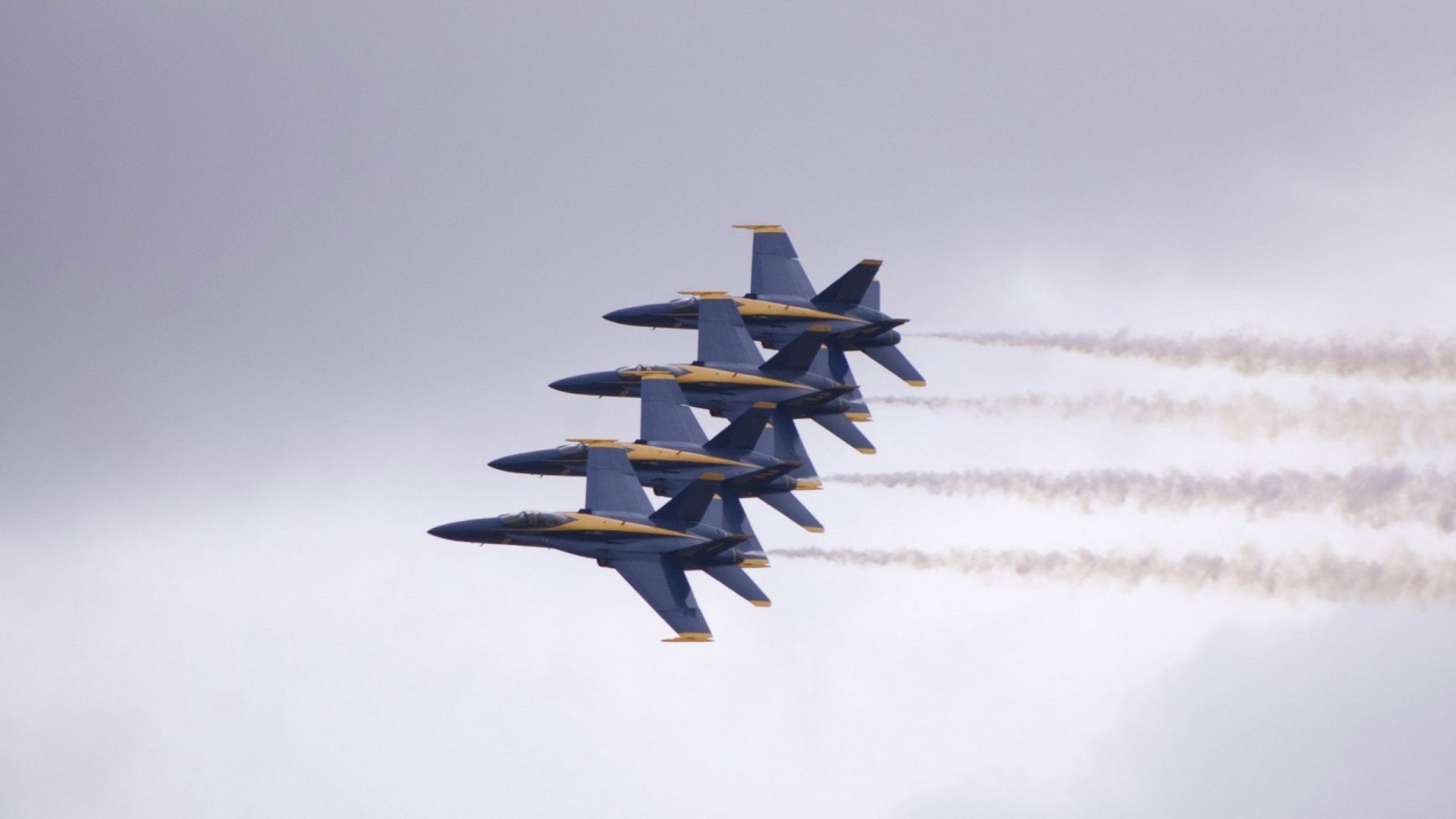 卡普尔在比赛中的快速反应,帮助袋鼠队防守反击,卡普尔ms