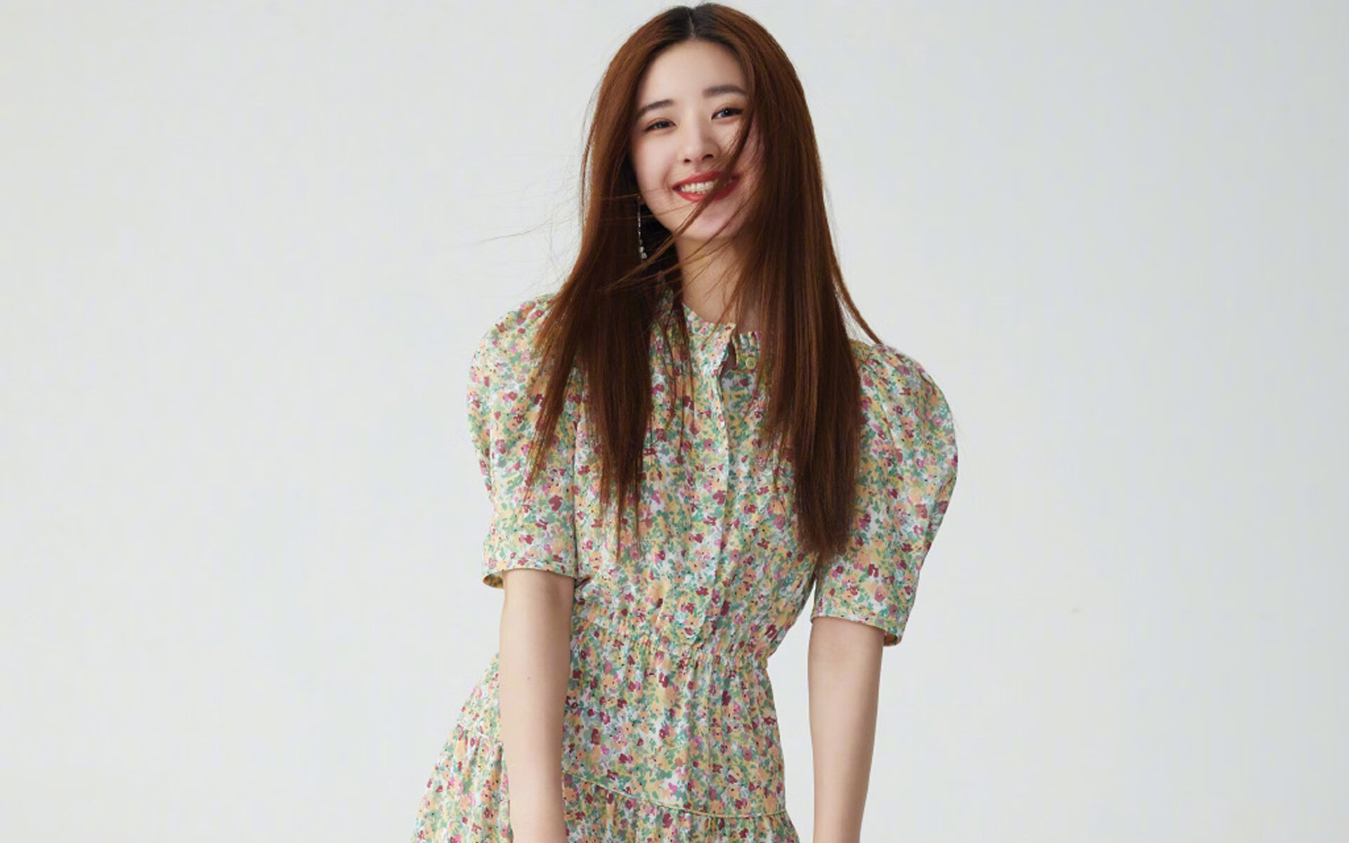 巴雷特：全黑队关键比赛中的冷静指挥官，稳定球队进攻节奏，巴雷特全名