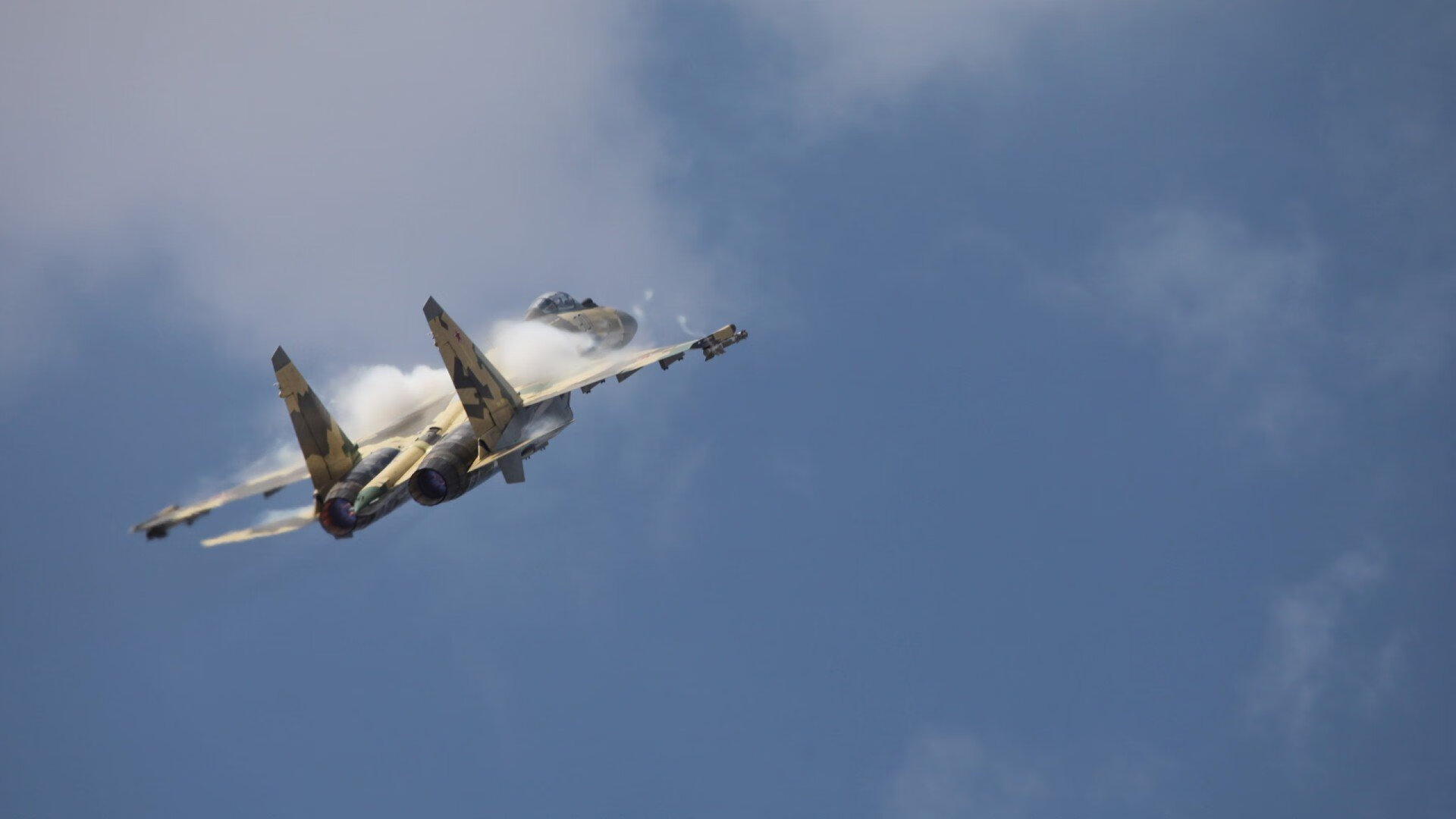 巴雷特：全黑队关键比赛中的冷静指挥官，稳定球队进攻节奏，巴雷特全名