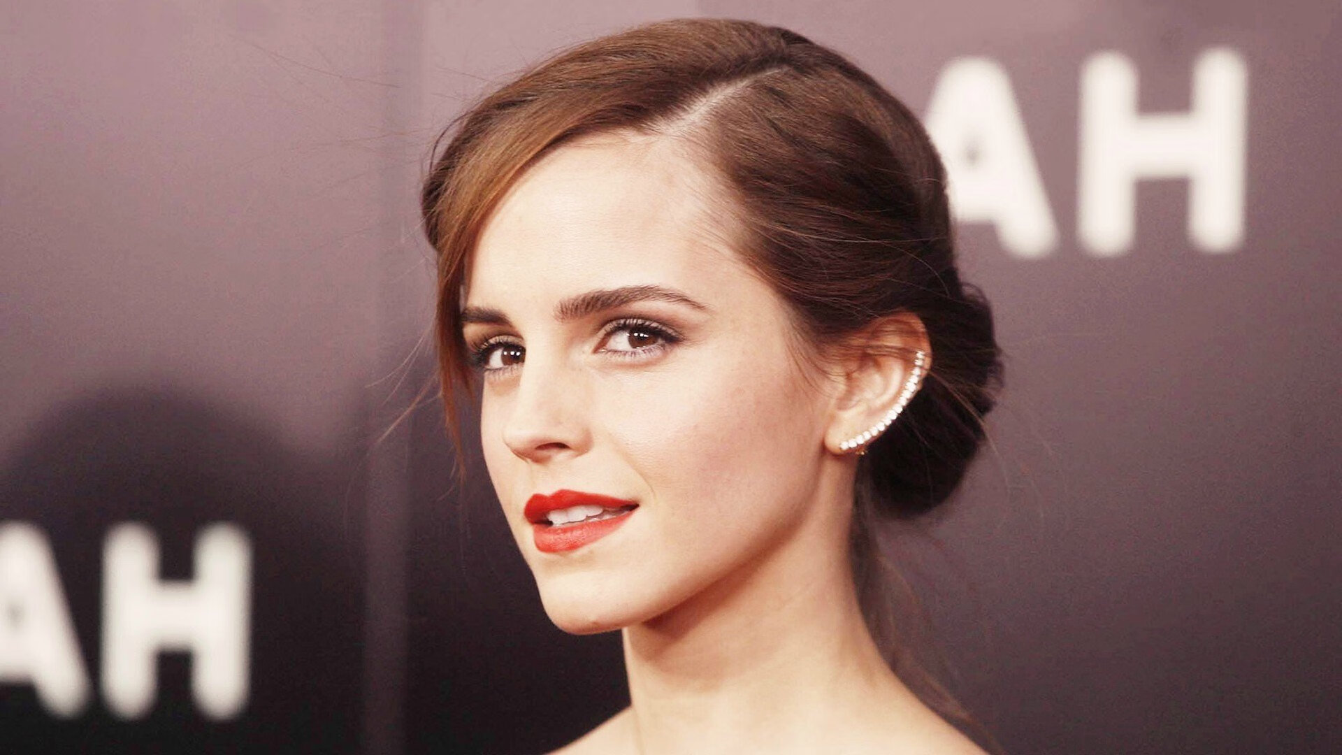 职业球员职业规划服务上线协助退役后转型发展，成为职业球员的几率