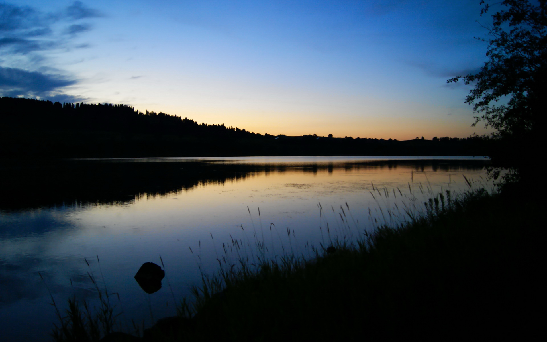 中国足球职业联赛上下游联动发展机制研究，中国足球职业联赛之前