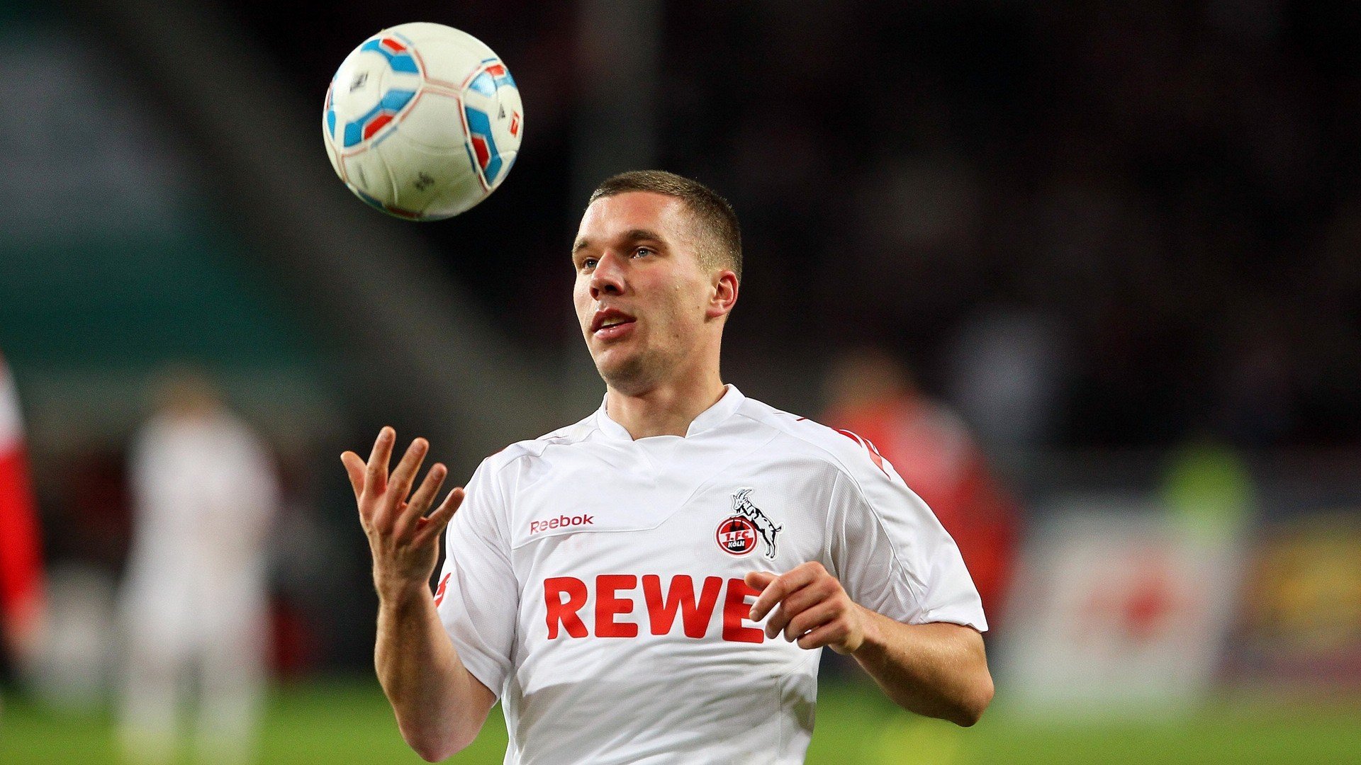 欧冠八强：皇马主场3比0战胜本菲卡 安切洛蒂轮换阵容依旧稳定